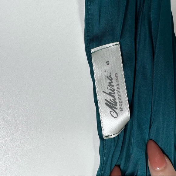 Mahina green long pants suit! - Picture 13 of 13